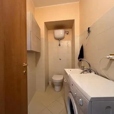 Eleonora Apartment *